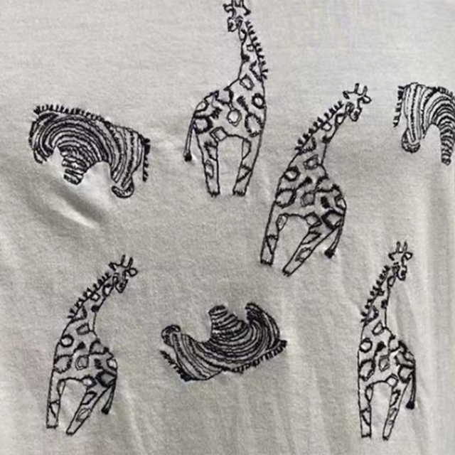 Haut T-shirt Femme Broderie Animale